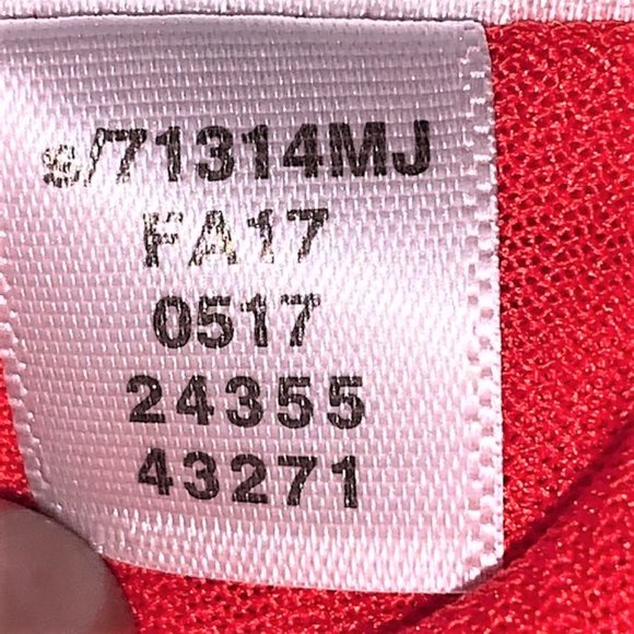 MAISON JULES 'Beijing' Cold Shoulder Dress - Picture 11 of 13